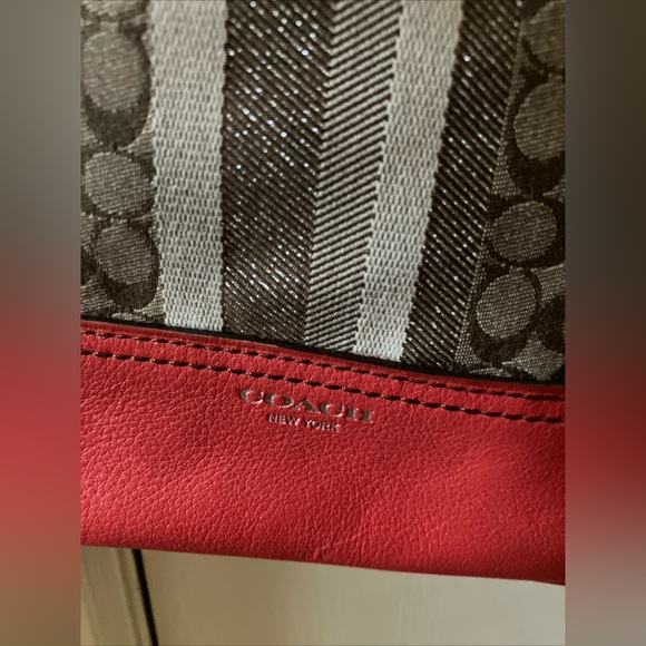 Coach Beige Monogram Print Crossbody W/ Red Leather & Sparkly Striped Trim Adjus - Picture 5 of 5